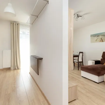 Baltic & Forest With Parking By Renters *