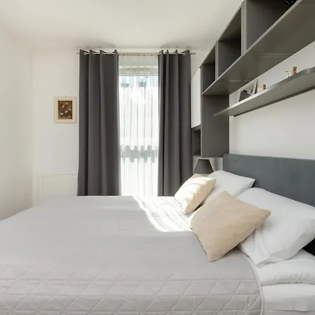 Baltic & Forest With Parking By Renters Apartament