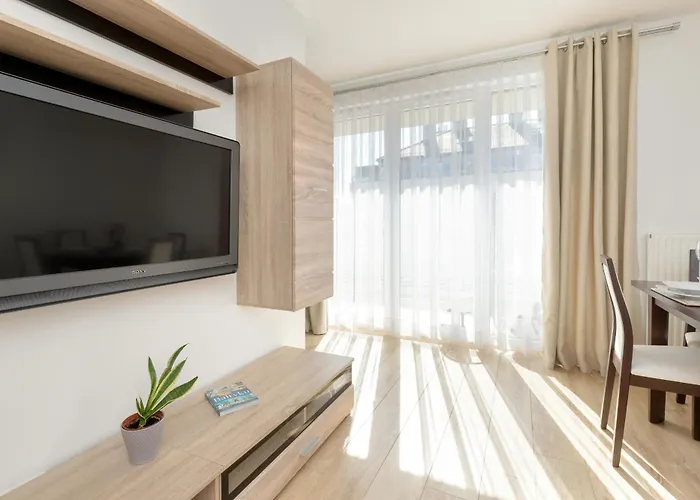 Baltic & Forest With Parking By Renters Apartment